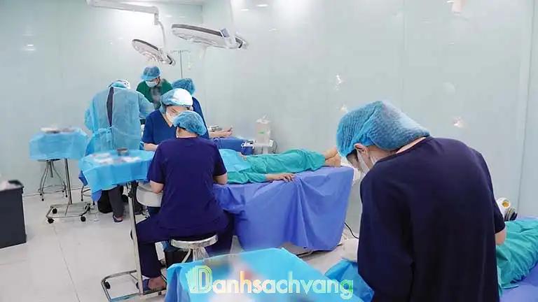 Hình ảnh Thẩm mỹ viện Adona: 19 Trần Quang Diệu, Quận 3
