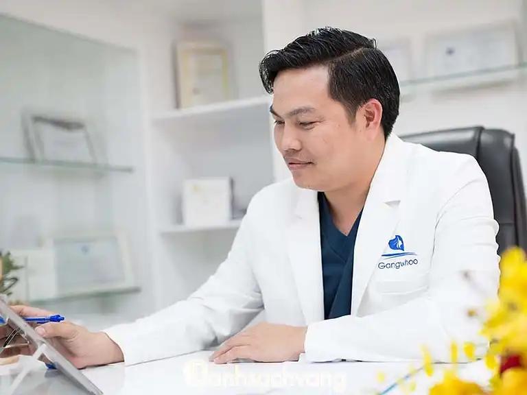 Hình ảnh Bác sĩ CKI Phùng Mạnh Cường: Chuyên khoa Phẫu thuật Tạo hình Thẩm Mỹ