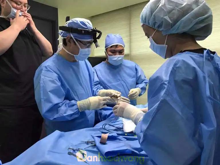 Hình ảnh Bác sĩ CKI Phùng Mạnh Cường: Chuyên khoa Phẫu thuật Tạo hình Thẩm Mỹ