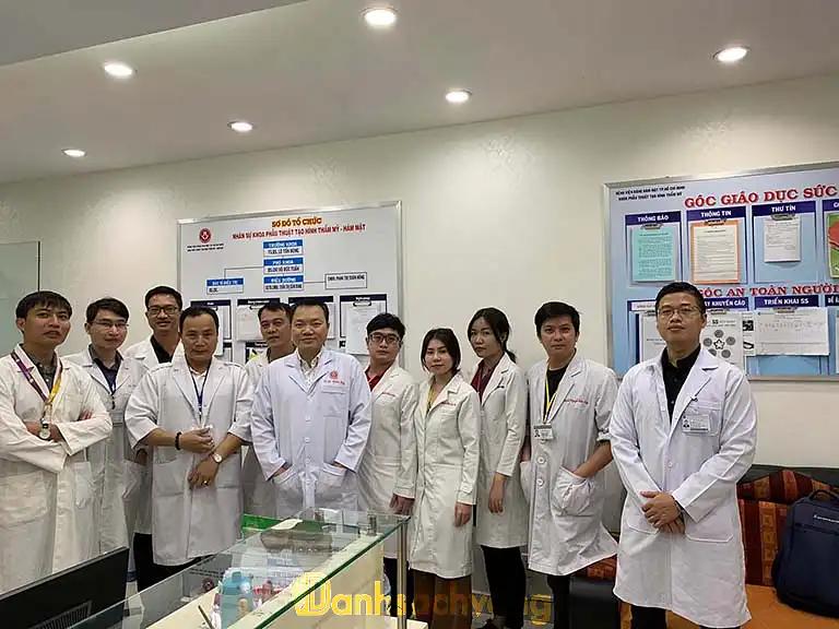 Hình ảnh Bác sĩ Lê Tấn Hùng: Chuyên khoa Phẫu thuật Tạo hình Thẩm Mỹ