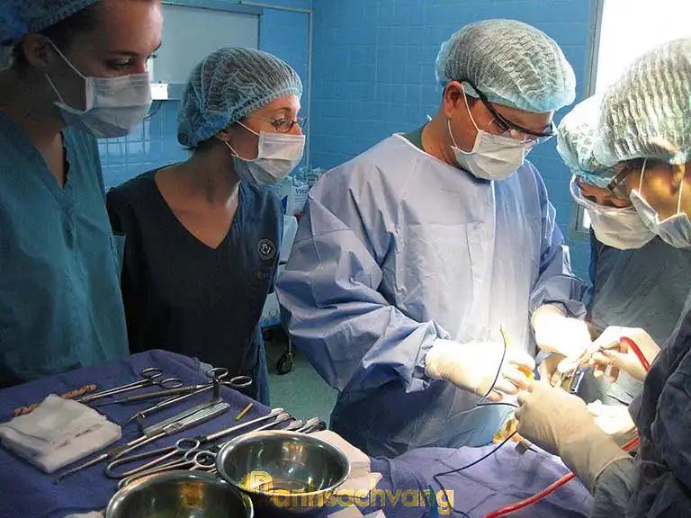 Hình ảnh Bác sĩ Lê Tấn Hùng: Chuyên khoa Phẫu thuật Tạo hình Thẩm Mỹ