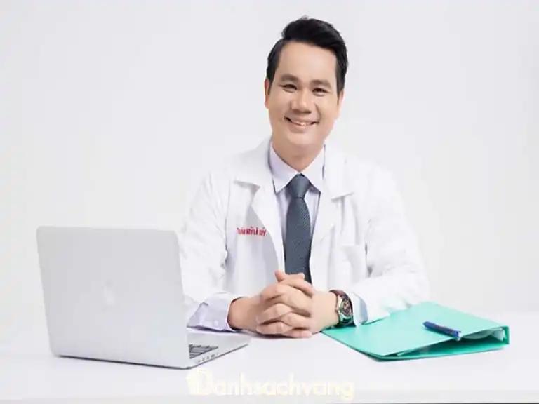 Hình ảnh Bác sĩ Lê Quý: Chuyên khoa Phẫu thuật Tạo hình Thẩm Mỹ