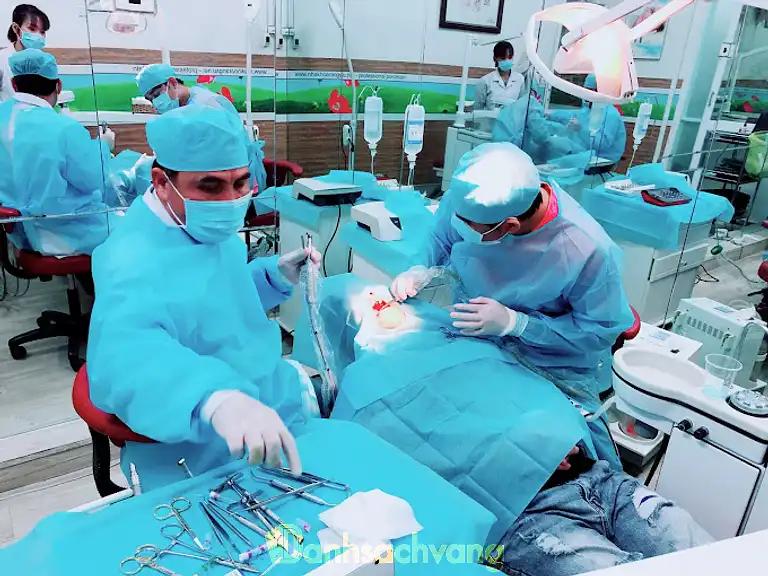 Hình ảnh nha-khoa-rang-su-porcelain-dentistry-Vo-Van_tan-quan 3-TPHCM-4