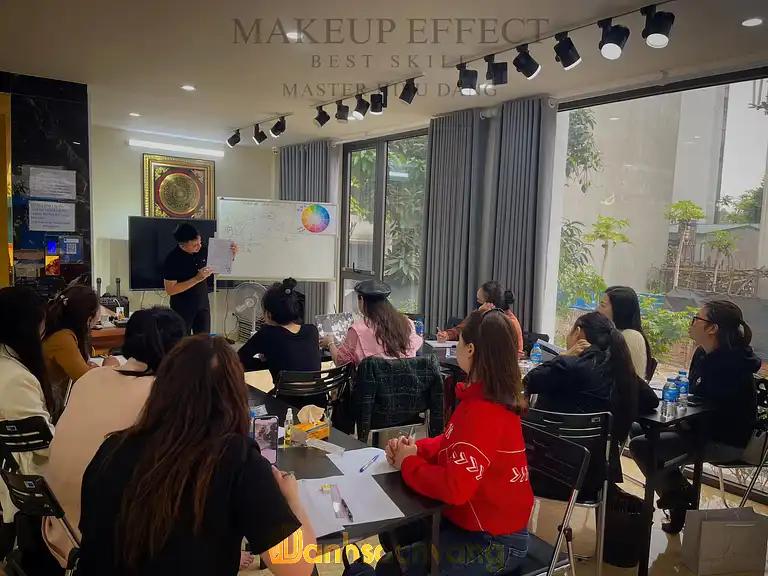 Hình ảnh hoc-vien-phun-xam-tham-my-hieu-dang-brows-2