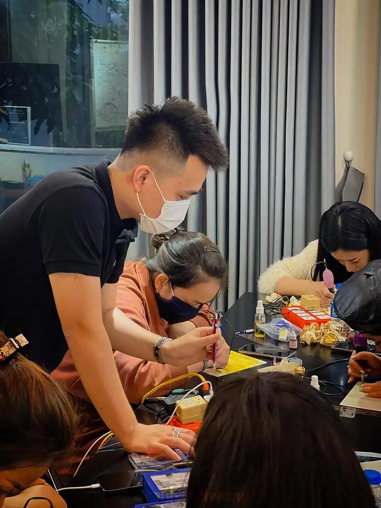 Hình ảnh hoc-vien-phun-xam-tham-my-hieu-dang-brows-4