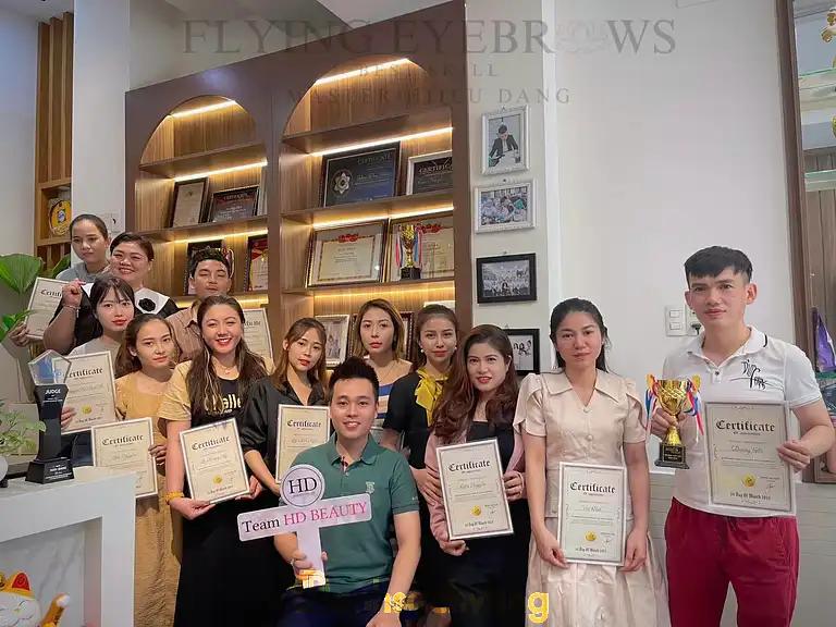 Hình ảnh hoc-vien-phun-xam-tham-my-hieu-dang-brows-3