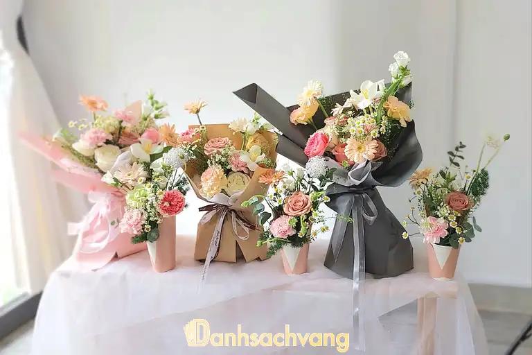 Hình ảnh helen-flowers-2