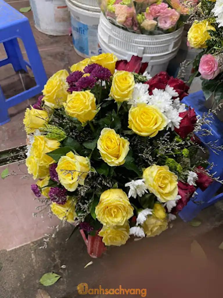 Hình ảnh hoa-tuoi-tan-quy-hoc-mon-3