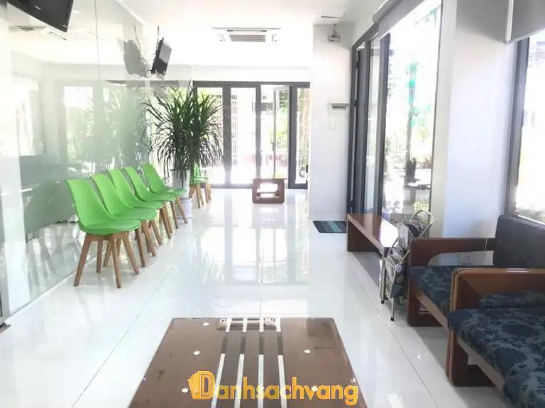 Hình ảnh nha-khoa-huu-hung-k5224-ong-ich-duong-cam-le-2