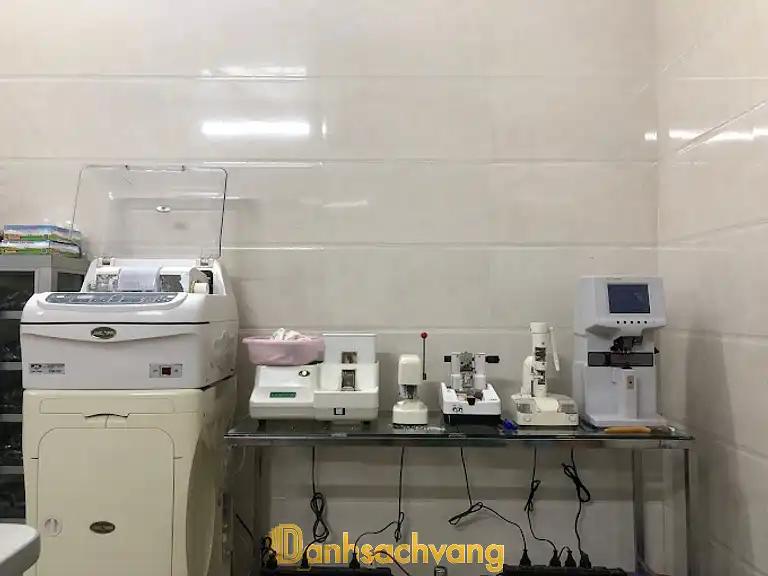 Hình ảnh phong-kham-mat-tan-anh-48-pho-tia-thuong-tin-3