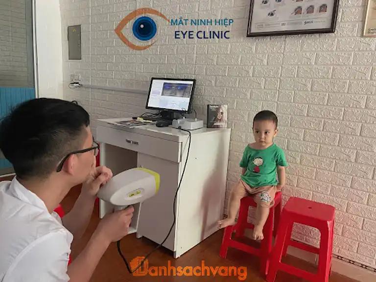 Hình ảnh phong-kham-mat-ninh-hiep-thon-4-gia-lam-3