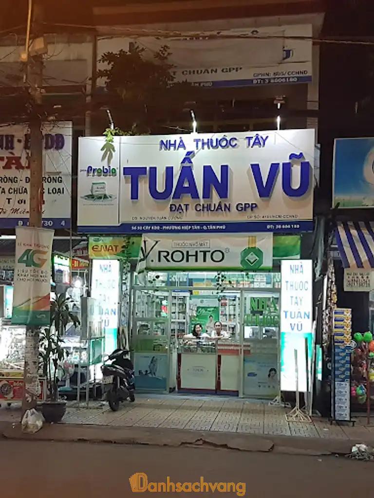 Hình ảnh nha-thuoc-tu-nhan-tuan-vu-52-cay-keo-tan-phu-1