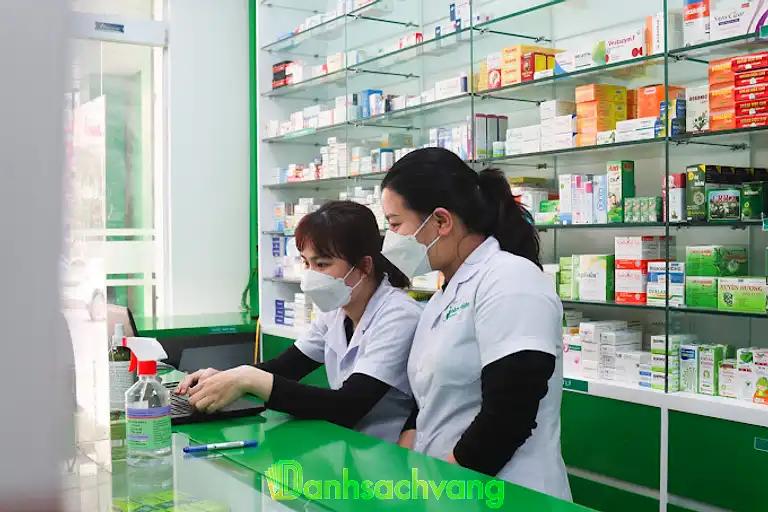 Hình ảnh nha-thuoc-than-thien-30-van-xuan-hoai-duc-4