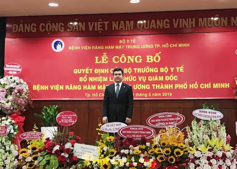 Hình ảnh le-trung-chanh-bac-si-nha-khoa-3