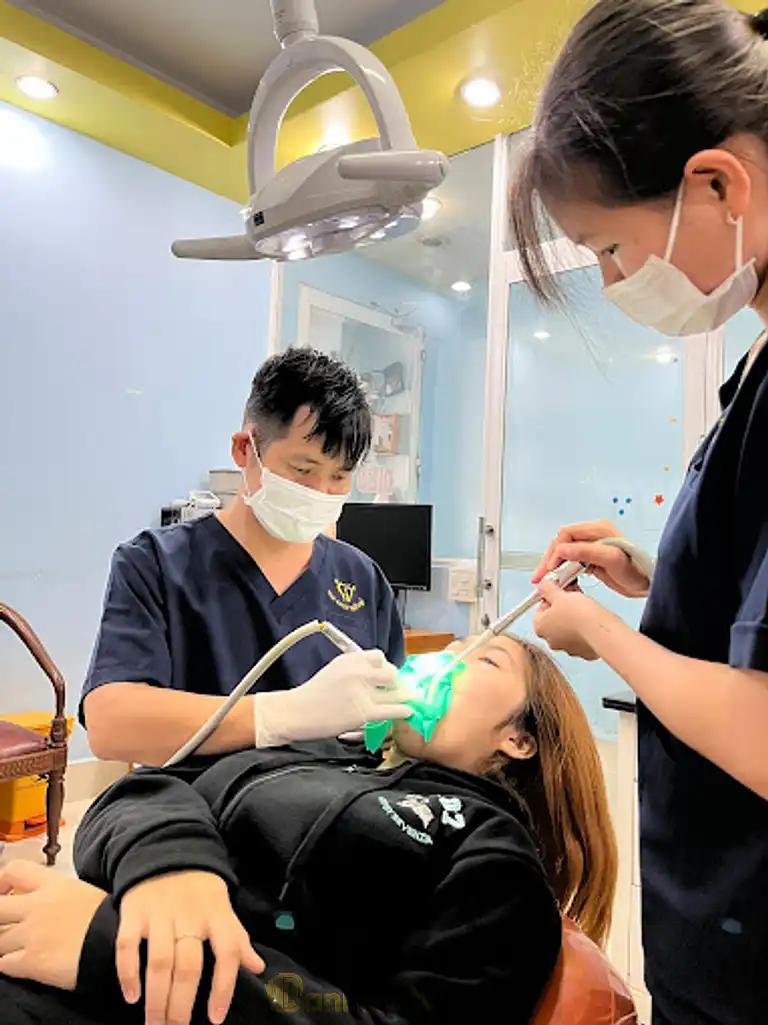 Hình ảnh Nha Khoa Thời Đại: 17A Lý Thái Tổ, Tp Long Xuyên 