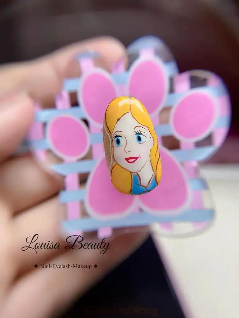 Hình ảnh louisa-beautyroom-994-ap-2-hoc-mon-4