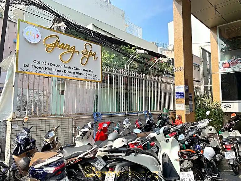 Hình ảnh giang-spa-82-le-quang-dinh-binh-thanh-1