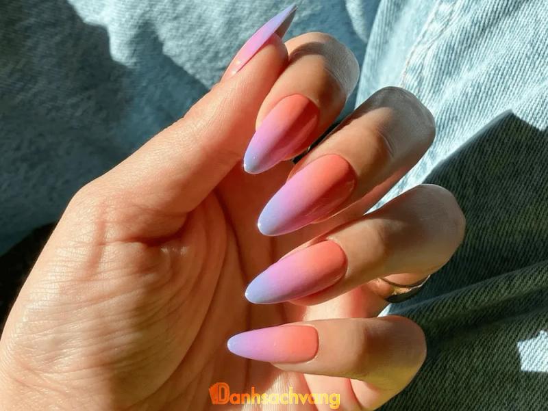 Hình ảnh tiem-nail-nho-nhunganh-thon-1-thach-that-3