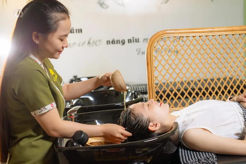 Hình ảnh spa-goi-dau-duong-sinh-o-q-phu-nhuan