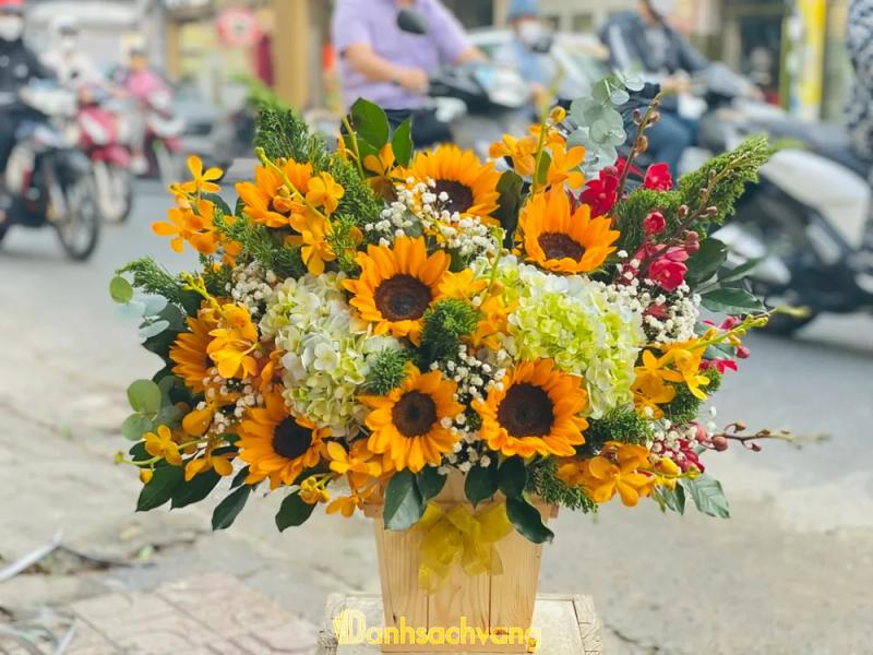 Hình ảnh Shop hoa TiTi: 174 Trần Huy Liệu, Phú Nhuận