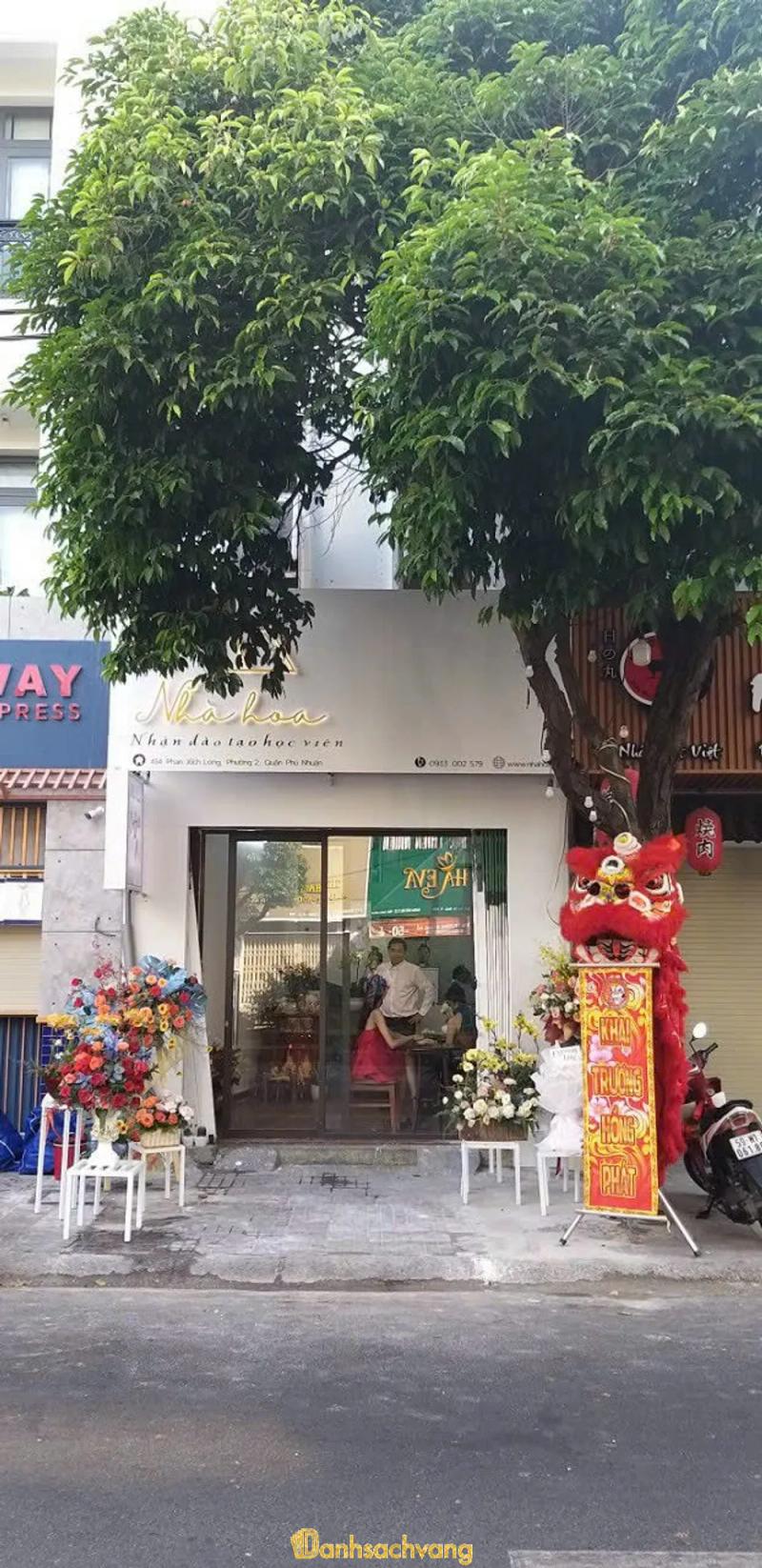 Hình ảnh Nhà Hoa: 414 Phan Xích Long, Phú Nhuận