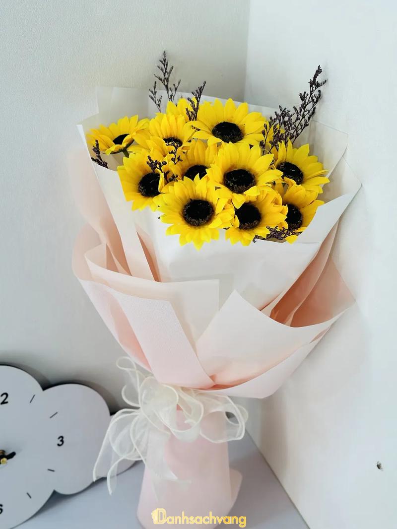 Hình ảnh Emer Flower: 247 Bùi Văn Ba, Quận 7