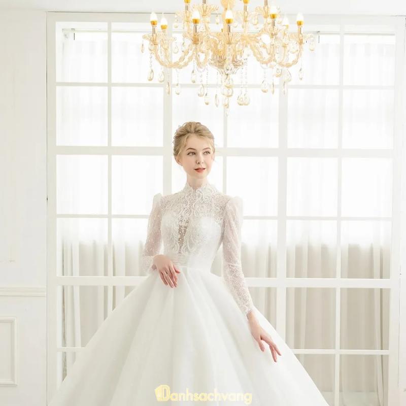 Hình ảnh Hanah Bridal: 140 Trần Huy Liệu, Q. Phú Nhuận