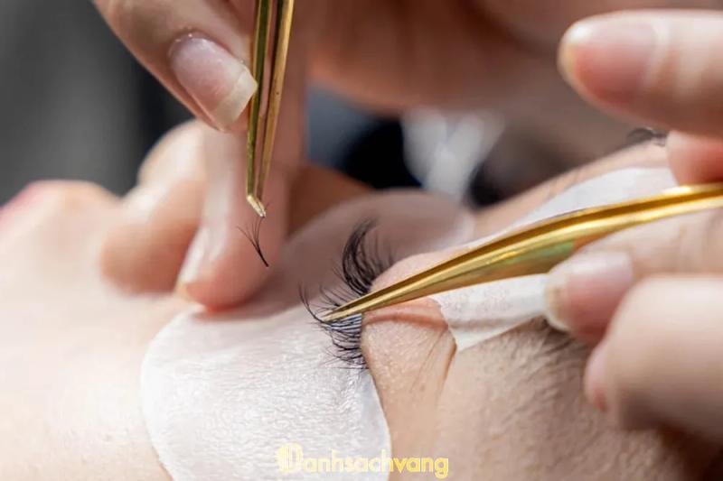 Hình ảnh 9 Địa chỉ đào tạo nối mi tại TPHCM tốt nhất
