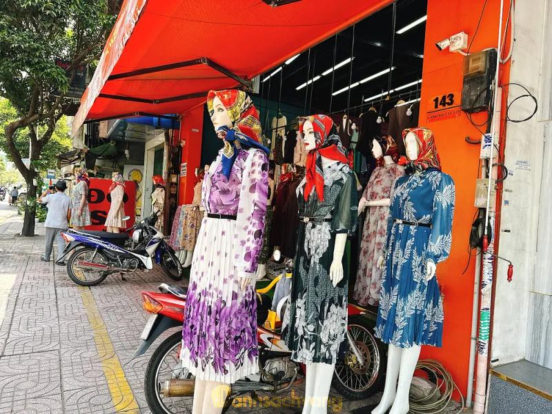Hình ảnh Siêu Thị Đồ Si Tuyền: 143 Bình Thới, Q. 11