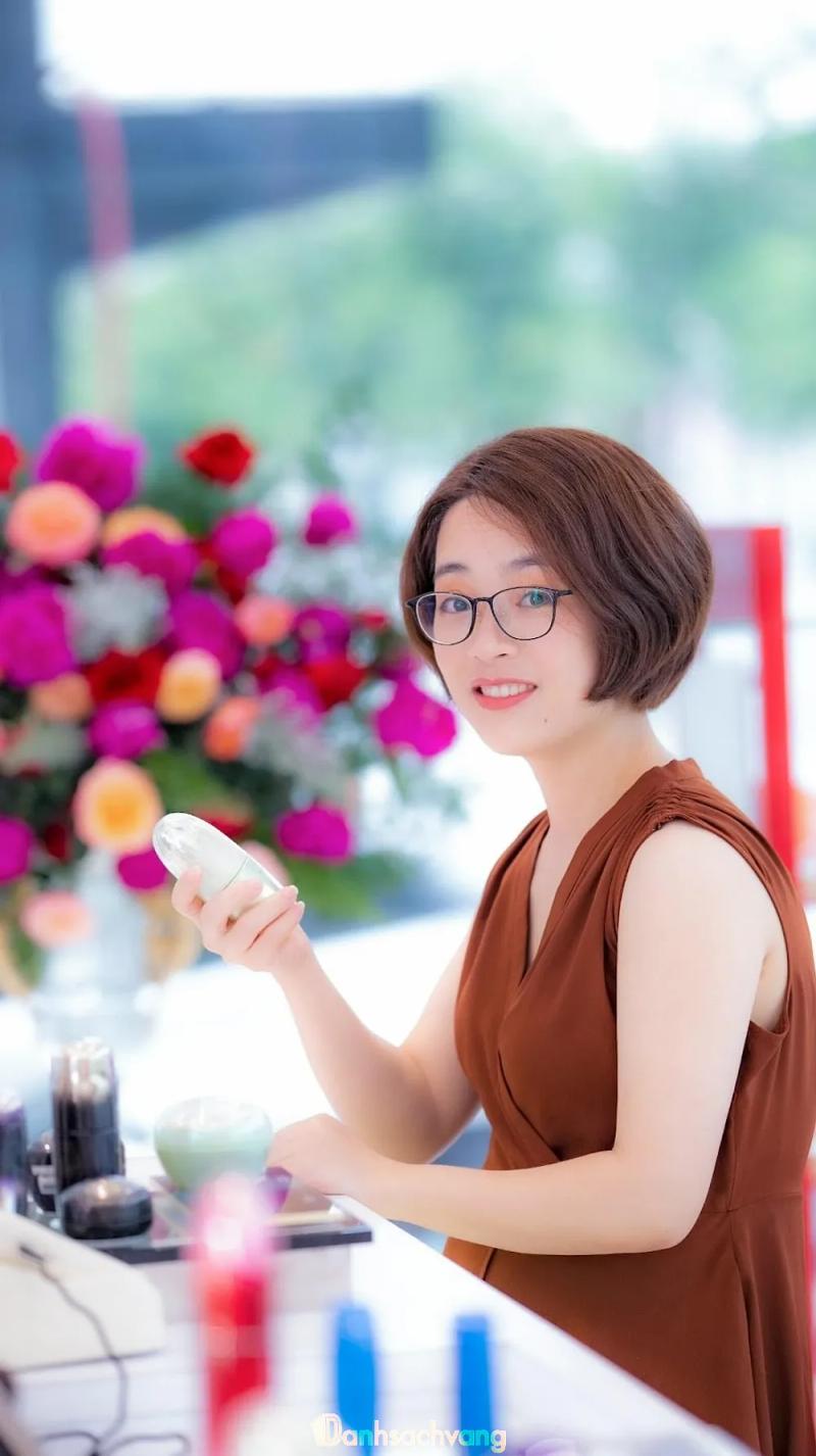 Hình ảnh Shop Mỹ Phẩm Shiseido: 9 Hồ Tùng Mậu, TP Vinh