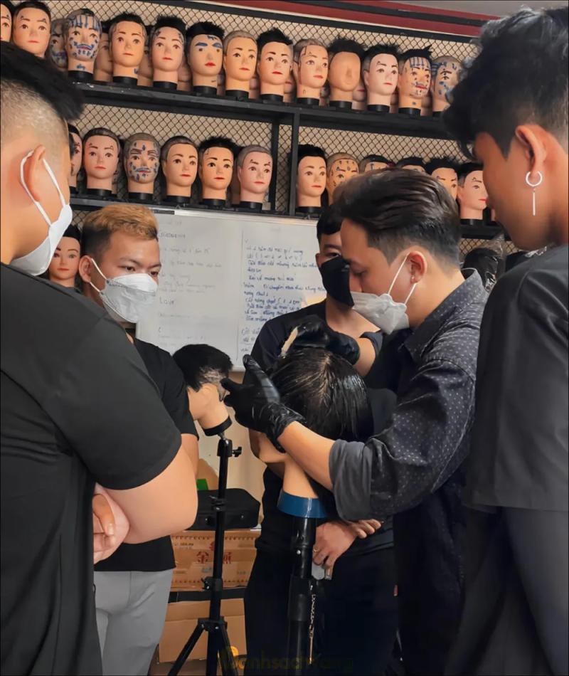Hình ảnh LỰC Barber Chánh Nghĩa: Lô 13 Đ. D8, TP. Thủ Dầu Một