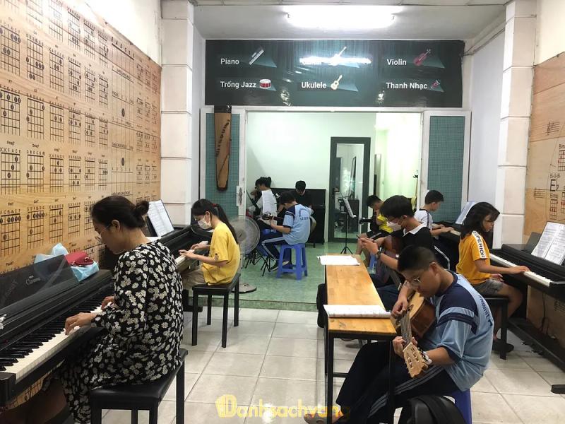 Hình ảnh 10 Địa chỉ học guitar tại TPHCM hiệu quả, chuyên nghiệp