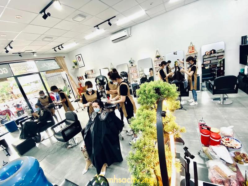 Hình ảnh HairSalon & Academy Minh Tân: 59 Nguyễn Thái Học, Bạc Liêu