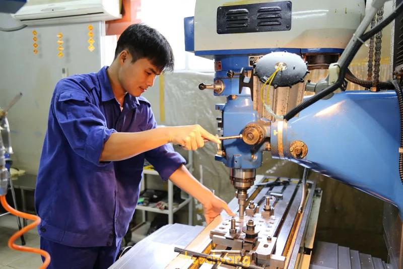 Hình ảnh 10 Cơ sở gia công cơ Khí TPHCM tốt nhất