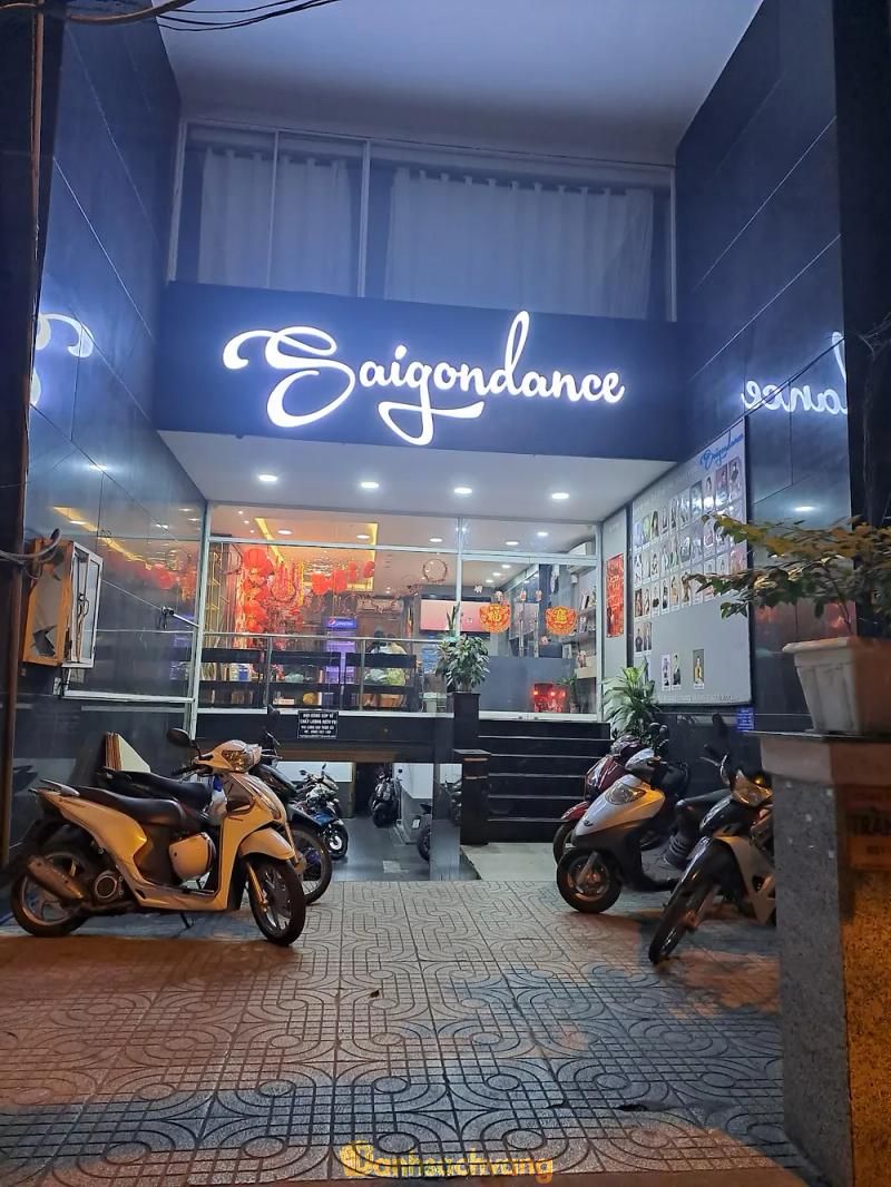 Hình ảnh Saigon Dance CN Quận 3: 94-96 Đường số 2, Phường 4
