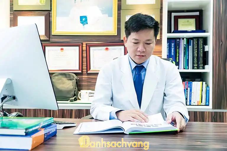 Hình ảnh Bác sĩ Nguyễn Phan Tú Dung: Chuyên khoa Phẫu thuật Tạo hình Thẩm Mỹ