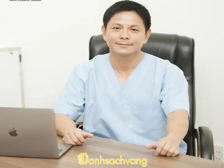 Nguyễn Thanh Tuấn: Bác sĩ thẩm mỹ