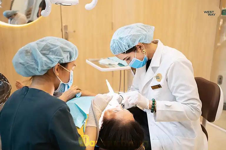 Hình ảnh Nha khoa WestWay Tân Phú: G05, AEON mall Tân Phú, Celadon City