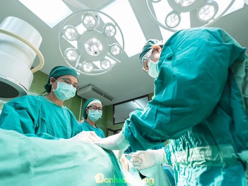 Hình ảnh khoa-phau-thuat-tao-hinh-tham-my-benh-vien-dh-y-ha-noi-1-ton-that-tung-dong-da-4