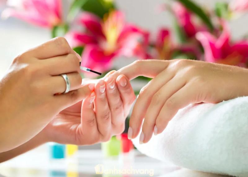 Hình ảnh tiem-nail-tai-h-me-linh