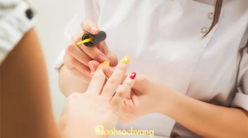 Hình ảnh trung-tam-dao-tao-nghe-nail-tai-ha-noi 1