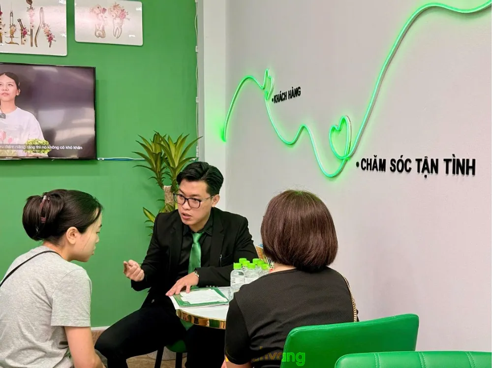 Nha Khoa Đăng Lưu: 34 Phan Đăng Lưu, P. Gia Định, TPHCM