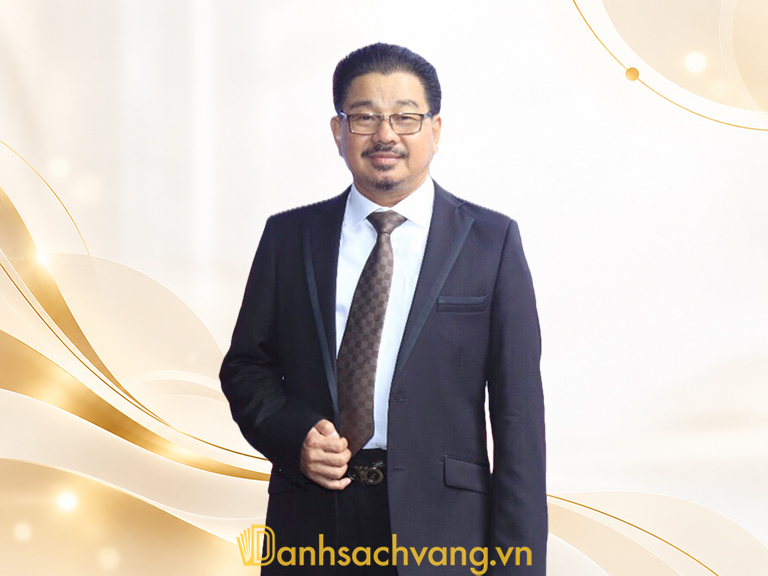 Bác sĩ thẩm mỹ TPHCM Lê Hành