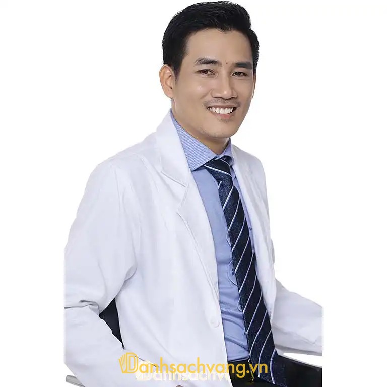 Bác sĩ Lê Trần Duy - bác sĩ nâng mũi tại TPHCM