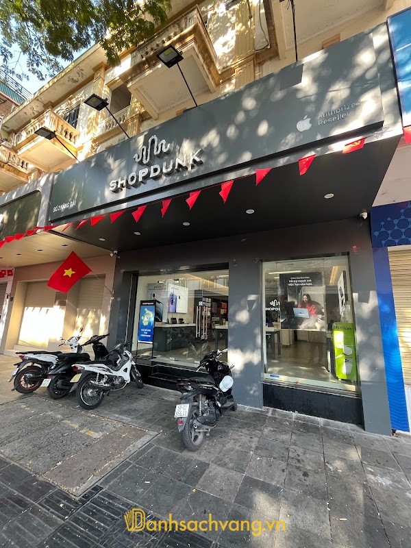 ShopDunk Hàng Bài - cửa hàng iPhone ở Hà Nội