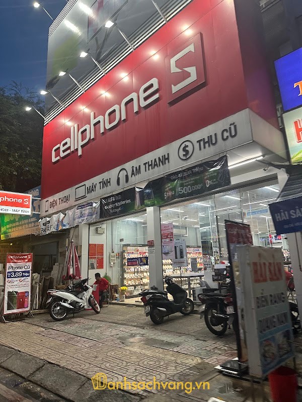CellphoneS - cửa hàng iPhone ở TPHCM