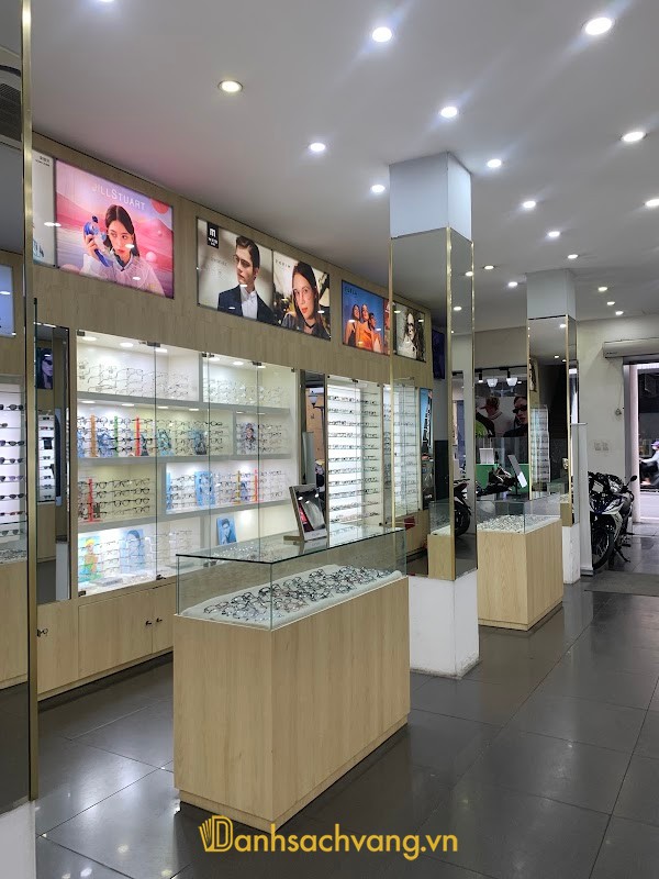 Hanoi Optic 48 Tràng Tiền - cửa hàng mắt kính ở Hà Nội