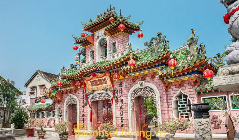 Hội quán Phúc Kiến nổi tiếng với vẻ đẹp nguy nga tráng lệ