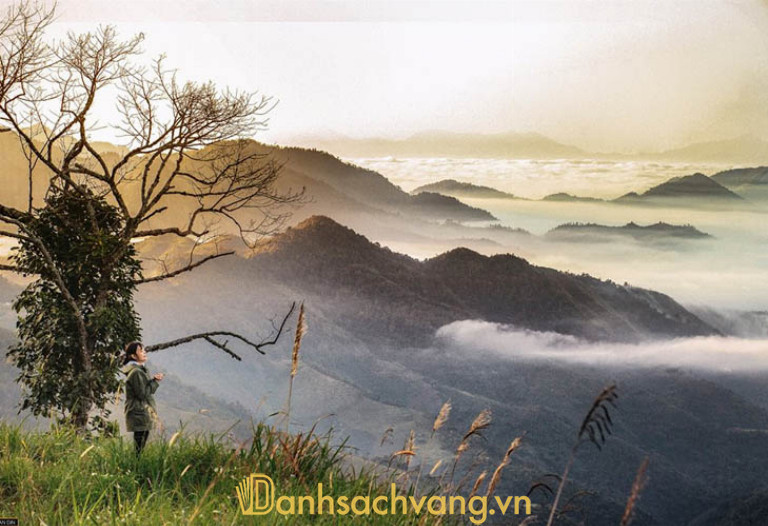 Cổng Trời Mường Lống nơi có khung cảnh núi rừng thơ mộng