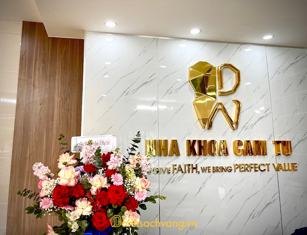 Nha Khoa Cẩm Tú - BS Hùng - phòng khám nha khoa ở Nghệ An